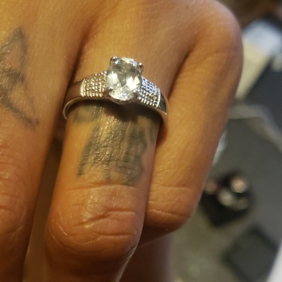 Green Amethyst Silver Ring - Picture 3 of 3